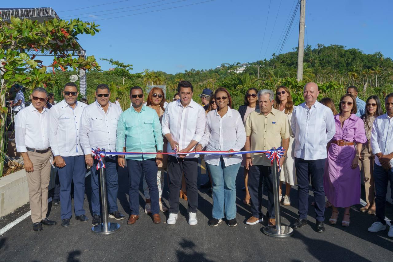 Collado inaugura obras en Las Terrenas para impulsar turismo de Samaná